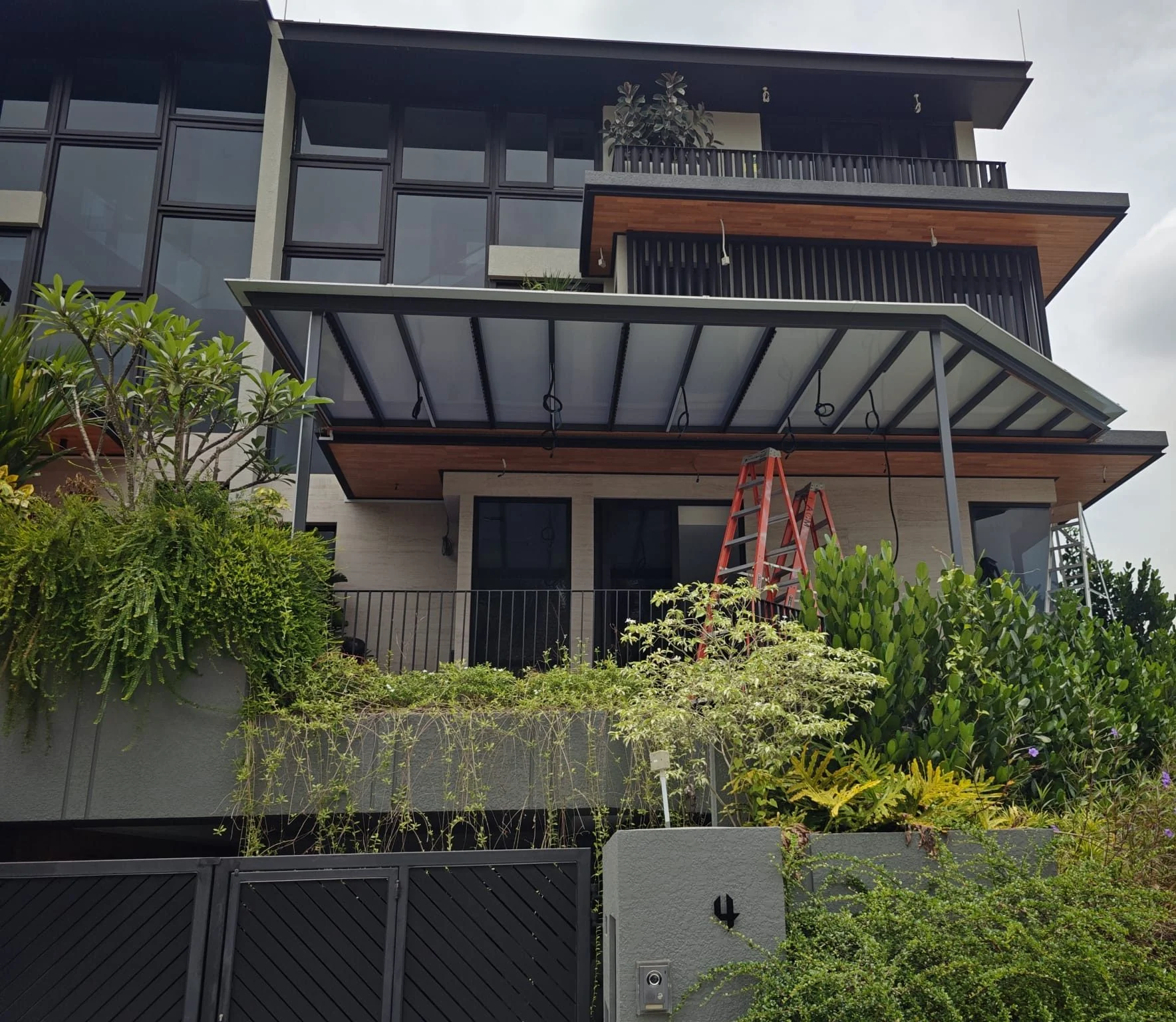 Slatted facade, aluminium systems supplied by Alu-R Pro in Singapore